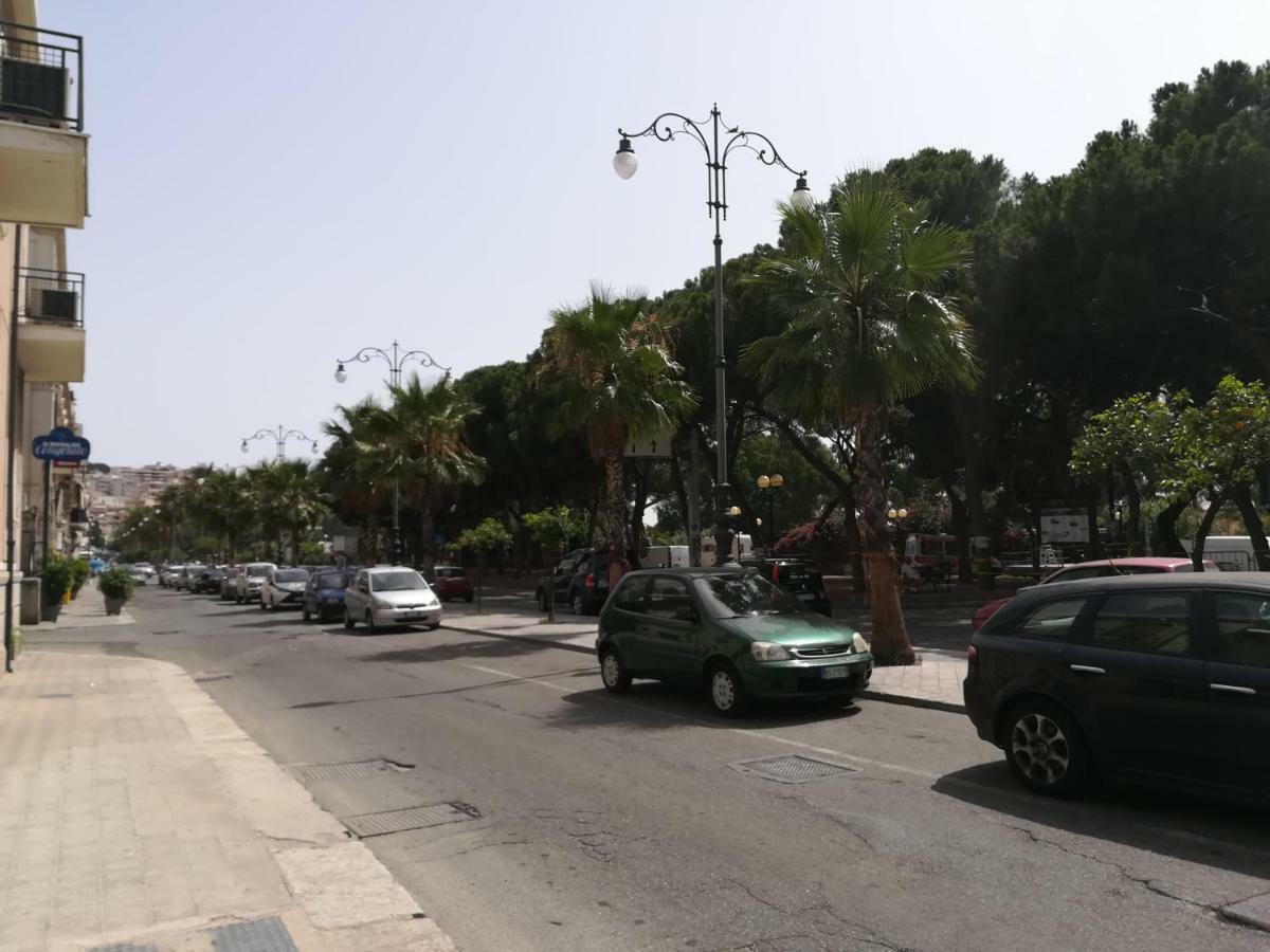 רג'יו די קאלאבריה Guest House B&B Via Marina מראה חיצוני תמונה